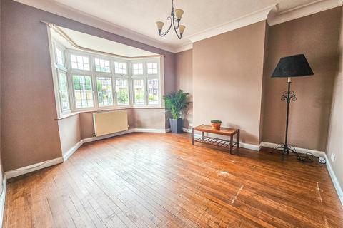 158 Stanley Avenue, Romford, RM2 5DA