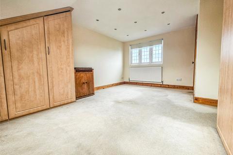 158 Stanley Avenue, Romford, RM2 5DA