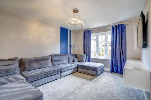 32 Canyon Meadow, Creswell, Worksop, S80 4UQ