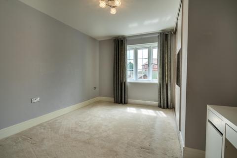 32 Canyon Meadow, Creswell, Worksop, S80 4UQ