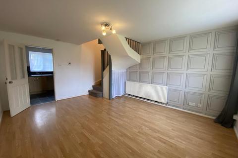 2 bedroom terraced house to rent, St. Martins Green, Trimley St. Martin IP11