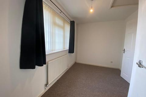 2 bedroom terraced house to rent, St. Martins Green, Trimley St. Martin IP11