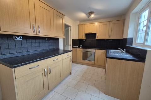 2 bedroom terraced house to rent, St. Martins Green, Trimley St. Martin IP11