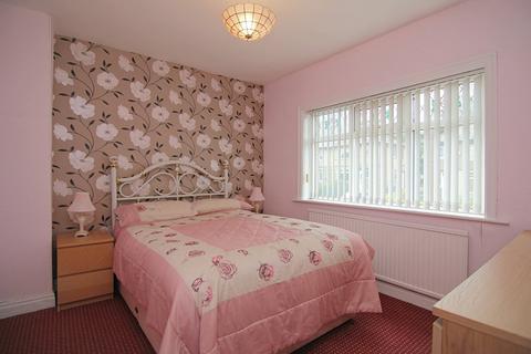 3 bedroom semi-detached house for sale, Ransdale Drive, Little Horton, Bradford, BD5
