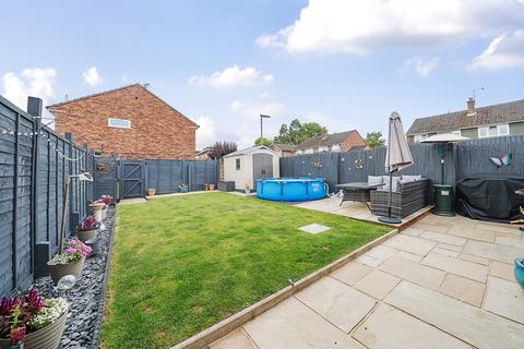 18 Burden Way, Guildford, GU2 9RD