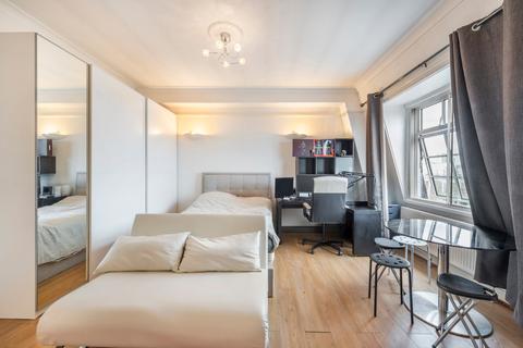 Studio for sale, Endsleigh Court, Upper Woburn Place, London