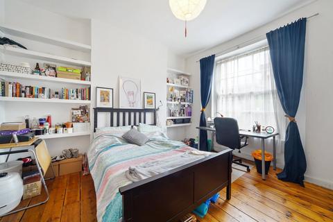 2 bedroom maisonette for sale, Crowndale Road, London