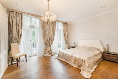 4 bedroom house to rent, Marloes Road, Kensington, London, W8