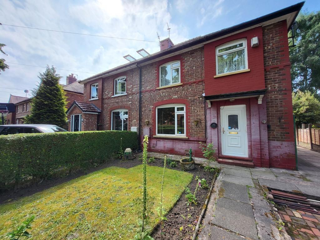 Taylor Road, Altrincham, WA14 3 bed semidetached house for sale £340,000