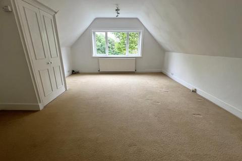 1 bedroom flat to rent, Rookery Road, Staines TW18