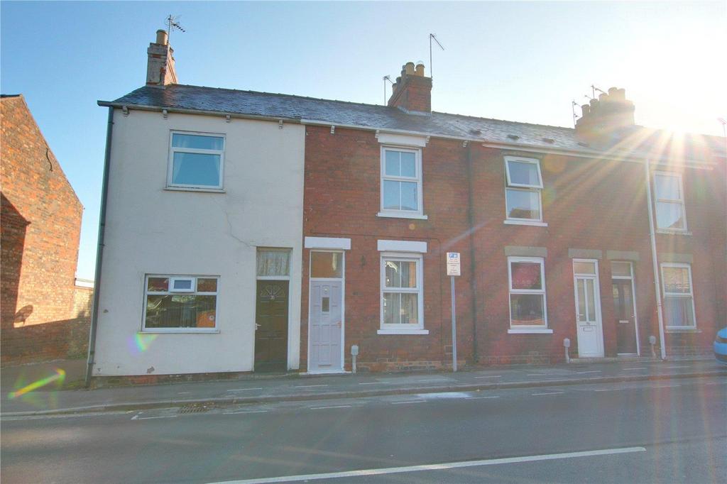 Queensgate, Beverley, East Riding of... 2 bed terraced house £695 pcm
