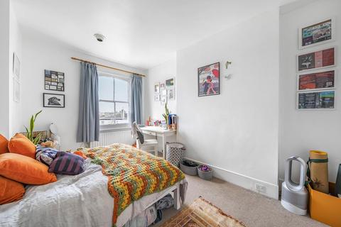 2 bedroom flat for sale, Abbey Road, South Hampstead