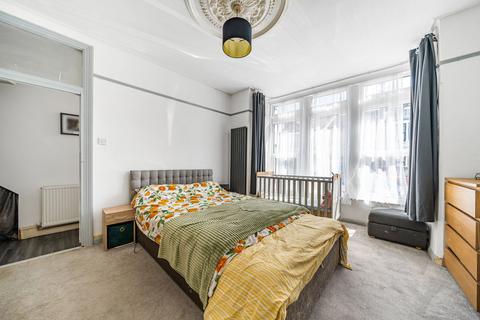 45 Bournemouth Park Road, Southend-on-sea, SS2 5JH