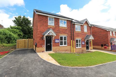 2 bedroom semi-detached house for sale, Raynes Close, Hatton, CV35