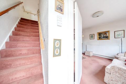 18 Harewood Road, Watford, WD19 7BY