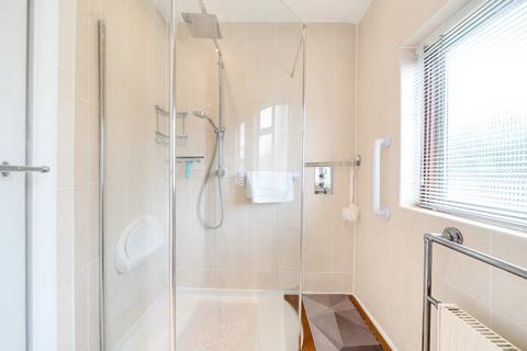 18 Harewood Road, Watford, WD19 7BY