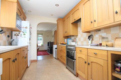 3 bedroom end of terrace house for sale, Sussex Road, Watford