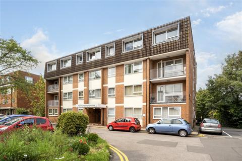 3 bedroom apartment to rent, Northumberland House, Ballards Lane, Finchley, London, N3