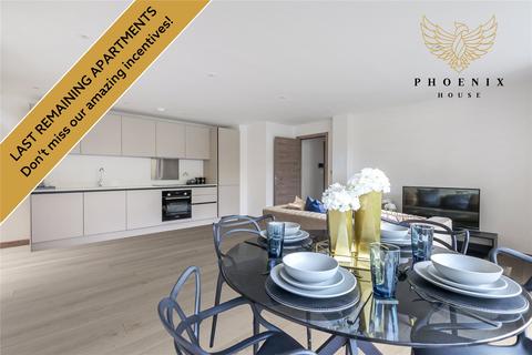 2 bedroom flat for sale, Phoenix House, West Byfleet KT14