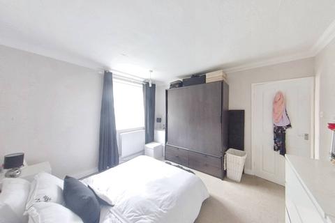 2 bedroom apartment to rent, Vermont Road, London SW18
