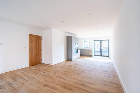 2 bedroom flat to rent, Malden Road, Kentish Town, London, NW5