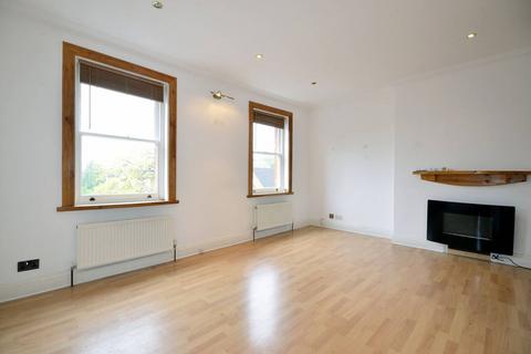 2 bedroom flat to rent, Frognal, Hampstead, London, NW3