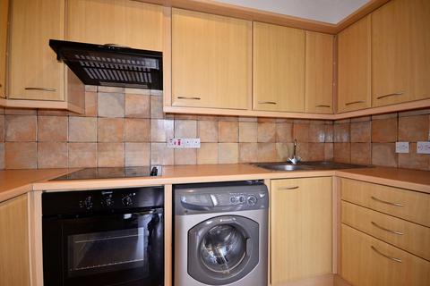 2 bedroom flat to rent, Frognal, Hampstead, London, NW3