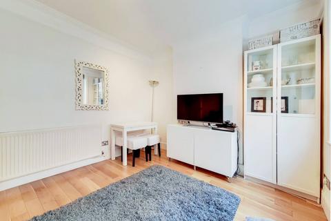 1 bedroom flat to rent, Cranfield Court, Marylebone, London, W1H