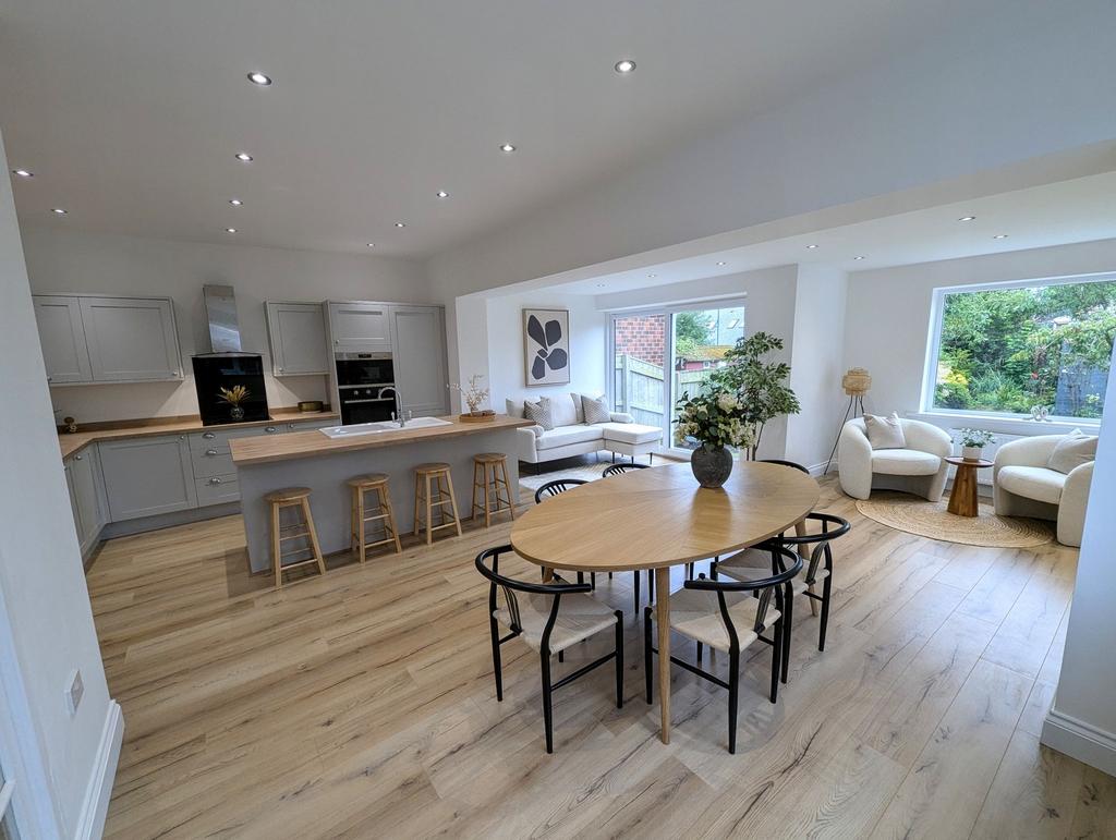 Tynedale Road, South Shields, NE34 3 bed semidetached house for sale