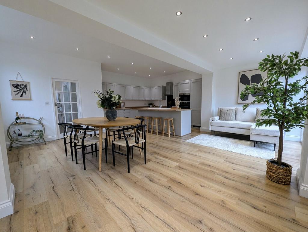 Tynedale Road, South Shields, NE34 3 bed semidetached house for sale