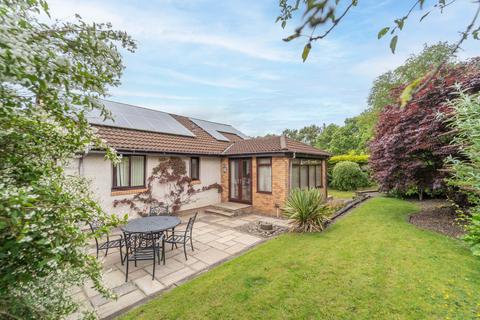 3 bedroom detached bungalow for sale, Bervie Drive, Livingston EH54