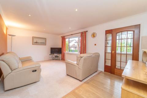 3 bedroom detached bungalow for sale, Bervie Drive, Livingston EH54