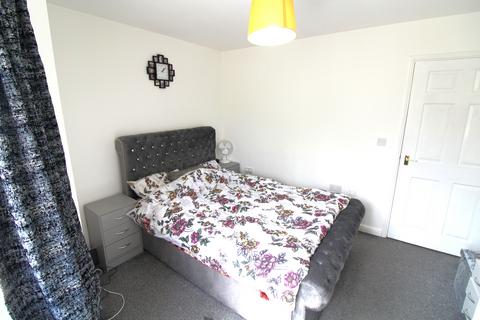 1 bedroom flat for sale, Queens Walk, PETERBOROUGH PE2