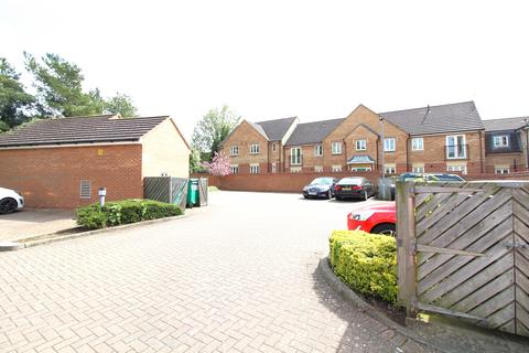 4 Queens Walk, Peterborough, PE2 9AW