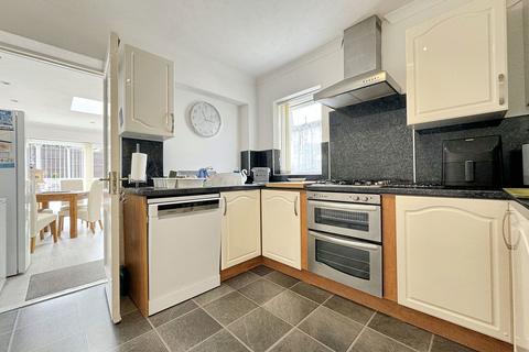 30 Coed Celyn, Abergele, LL22 7EN