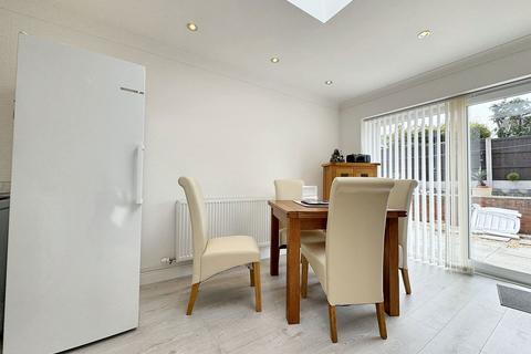30 Coed Celyn, Abergele, LL22 7EN