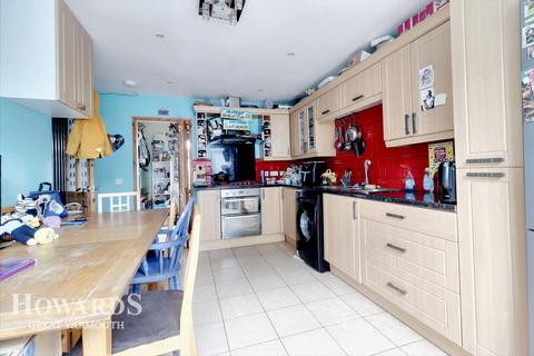 4 bedroom terraced house for sale, Patterson Close, Great Yarmouth