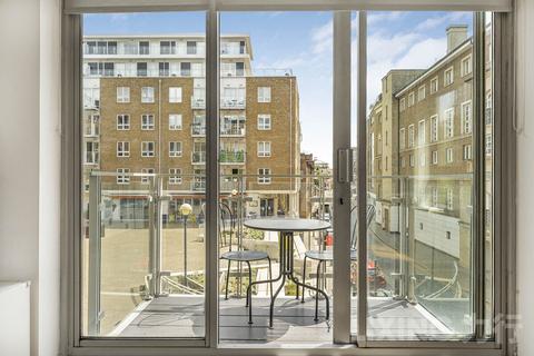 2 bedroom apartment for sale, Narrow Street, Limehouse, E14 8DX