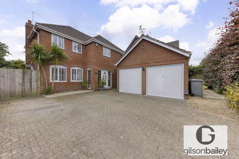 4 bedroom detached house for sale, Yarmouth Road, Norwich NR13