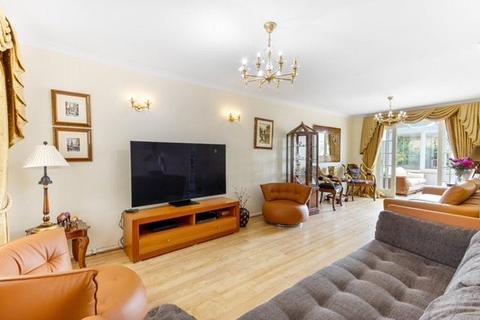 4 bedroom detached house for sale, Chasewood Avenue, Enfield EN2