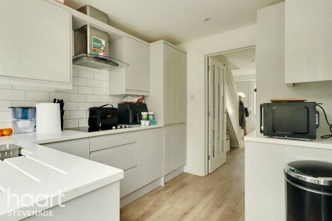 22 Harvey Road, Stevenage, SG2 0BD