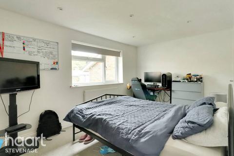 22 Harvey Road, Stevenage, SG2 0BD