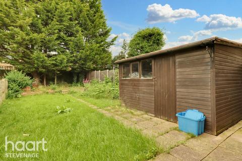 2 bedroom terraced house for sale, Harvey Road, Stevenage