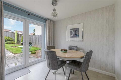 11 Robert Grove, Dunfermline, KY11 8NL