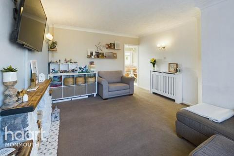3 bedroom end of terrace house for sale, Kings Fee, Monmouth