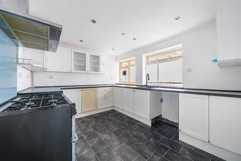 3 bedroom end of terrace house for sale, Simonds Road, Ludgershall, Andover, SP11 9RH