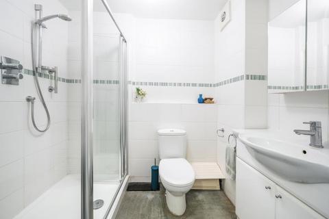 1 bedroom flat for sale, Pinner,  Harrow,  HA5