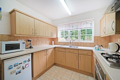 2 bedroom detached bungalow for sale, Rowthorn Drive, Shirley, B90