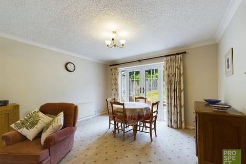 4 bedroom detached house for sale, Nine Mile Ride, Finchampstead, Wokingham, Berkshire, RG40