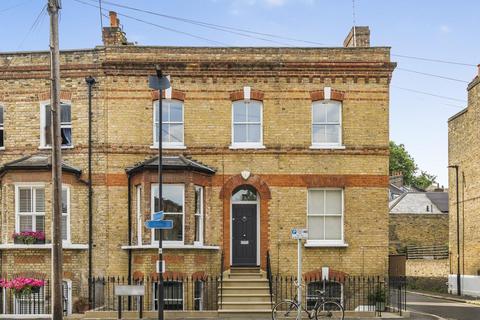 5a Milverton Street, London, SE11 4AP